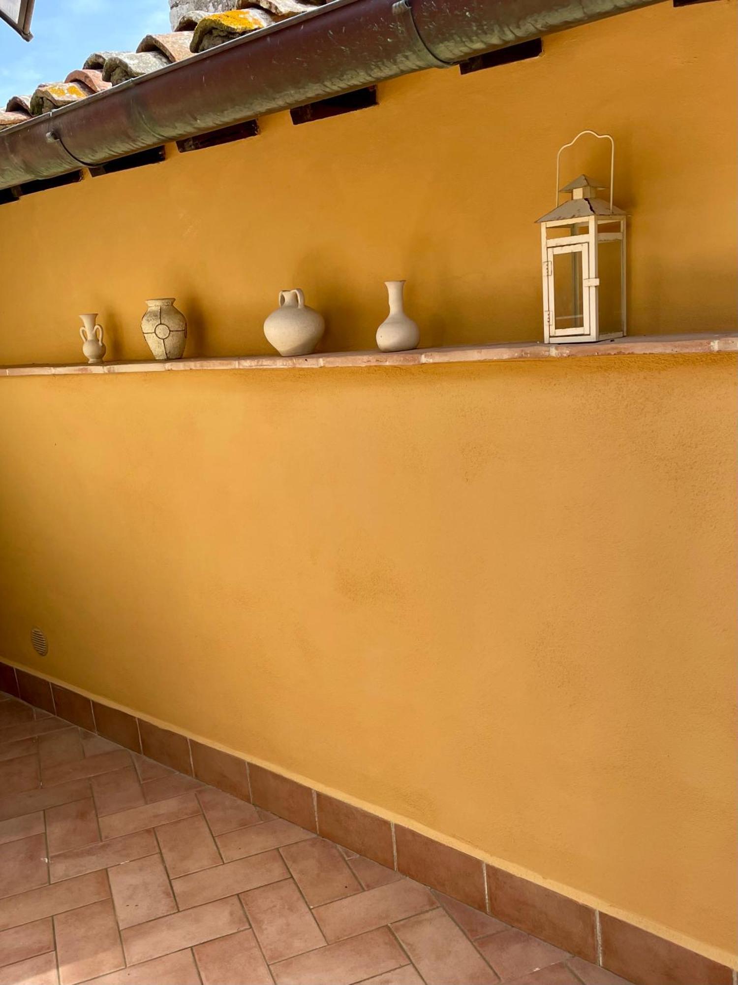 Appartamenti Le Ginestre Lupompesi Bagian luar foto